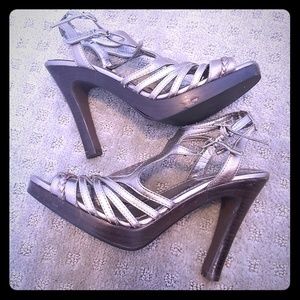 Black Silver Strappy Steve Madden Pump Heels 8